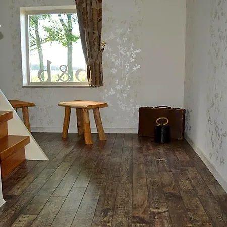 Huize Ouwervelden Bed & Breakfast 2*