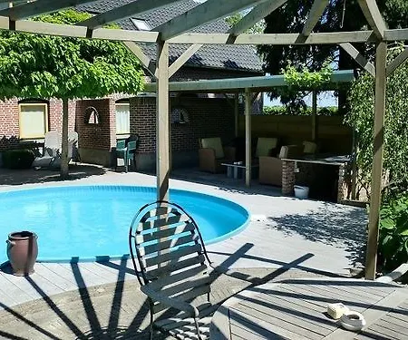 Bed & Breakfast Huize Ouwervelden 2*